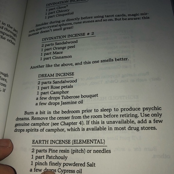 The Complete Book of Incense, Oils & Brews by - Picture 5 of 10